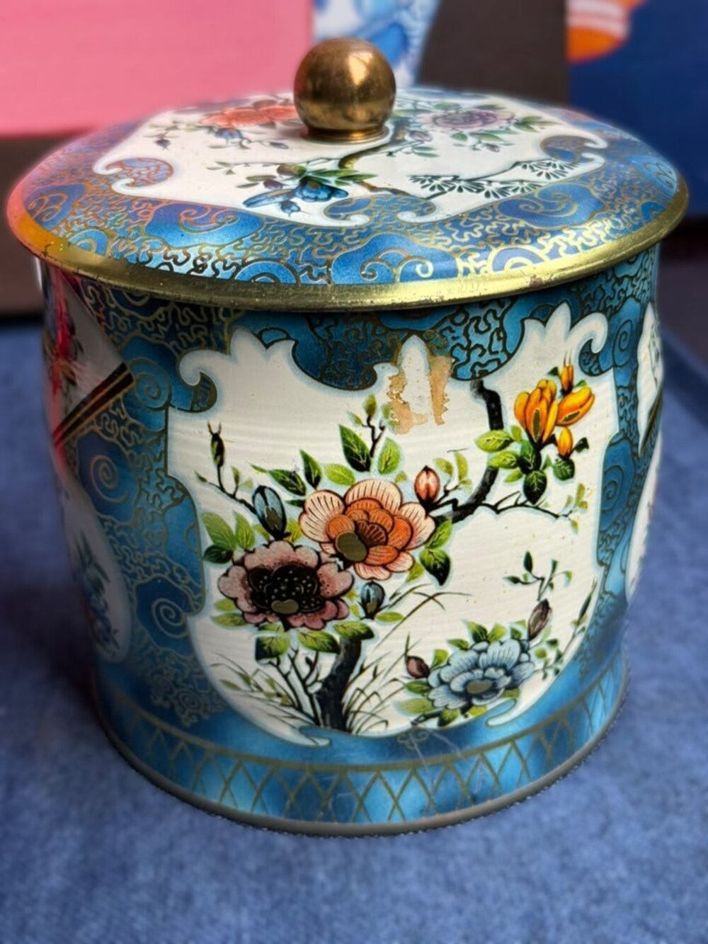 Vintage Round Gold-Tone Tin with Turquoise Edge